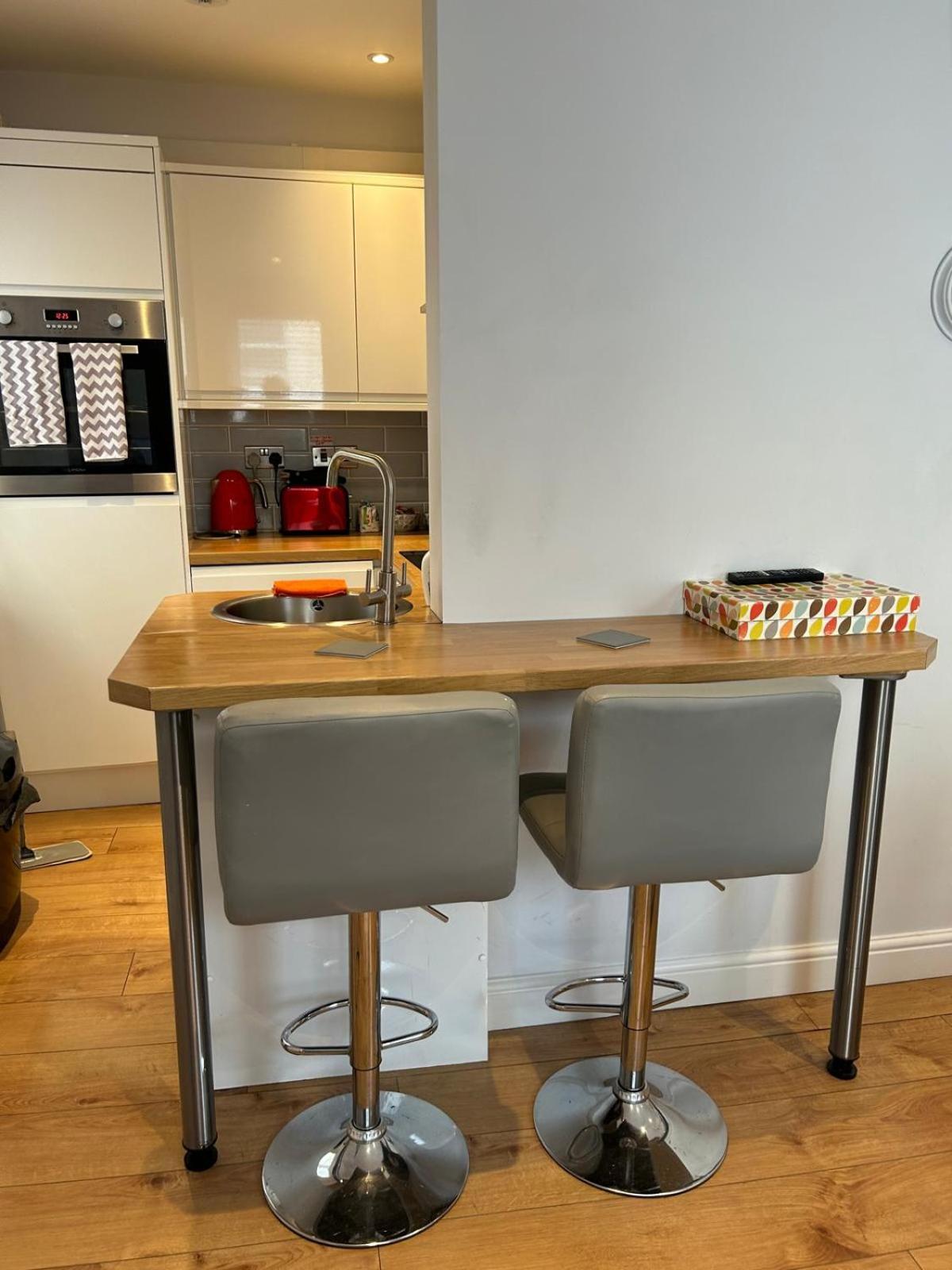 Jaskar Studio 2 Cheltenham Eksteriør billede